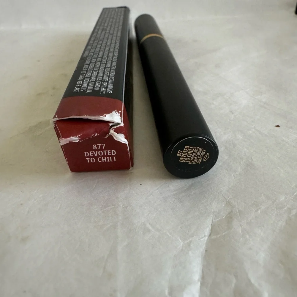 MAC Powder Kiss Velvet Blur Slim Stick Lipstick 877 Devoted To Chili NIB $28